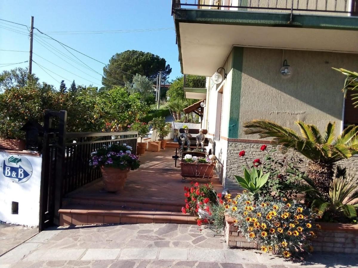 B&B La Porta Del Cilento 卡帕乔-帕埃斯图姆 外观 照片