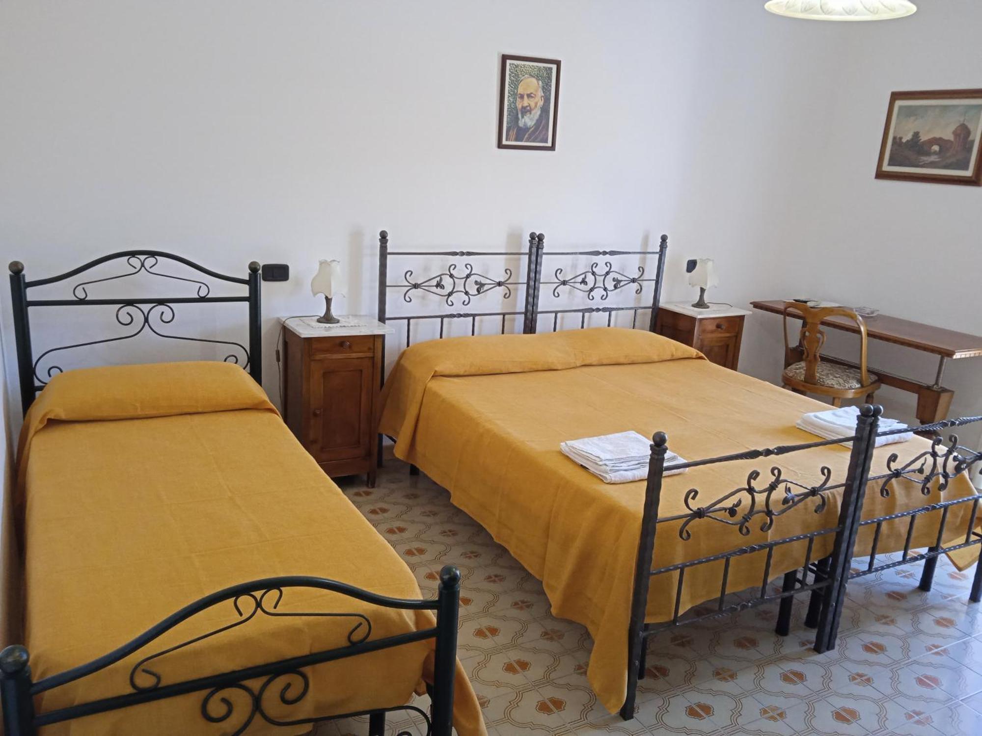 B&B La Porta Del Cilento 卡帕乔-帕埃斯图姆 外观 照片