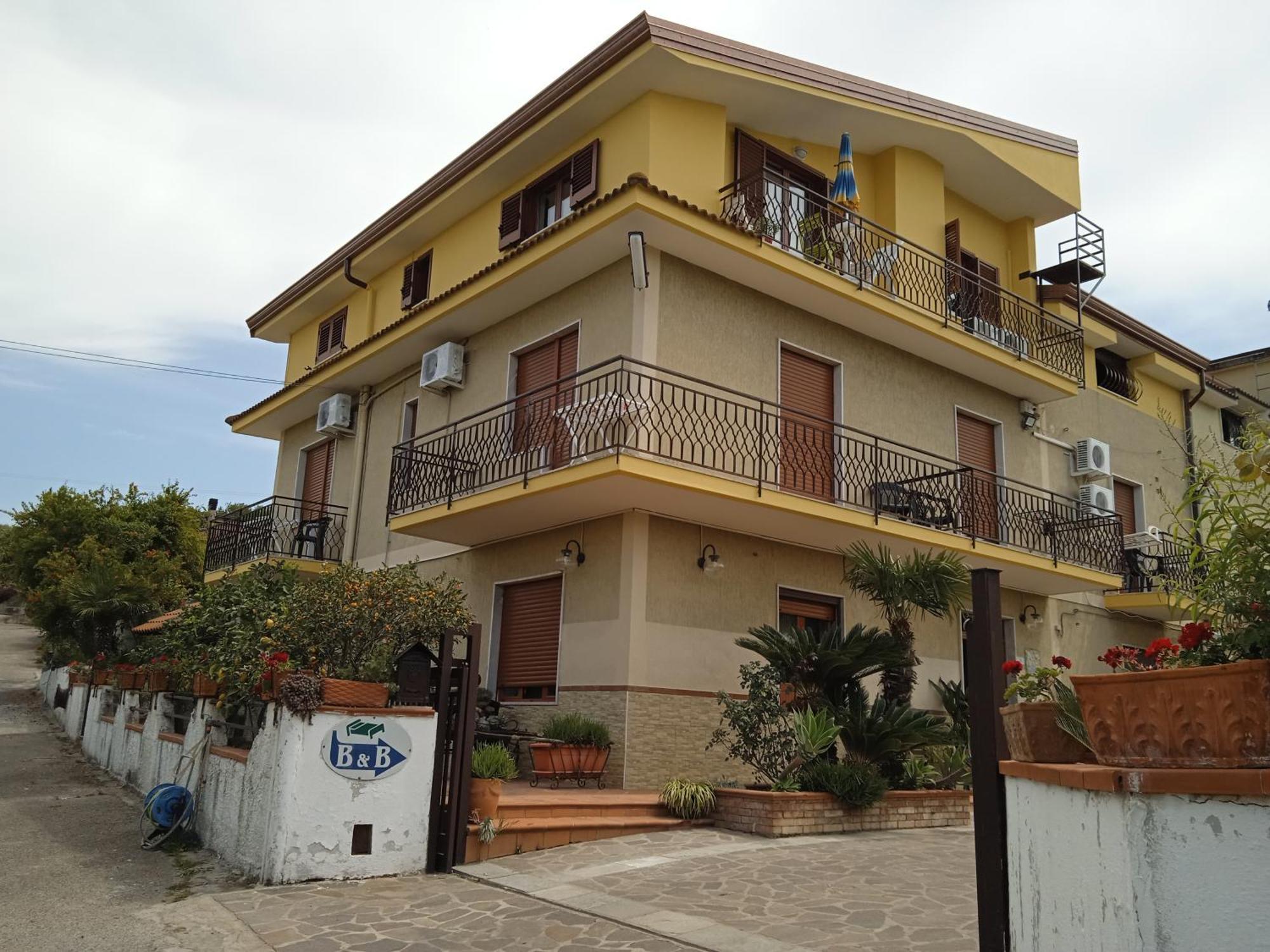 B&B La Porta Del Cilento 卡帕乔-帕埃斯图姆 外观 照片
